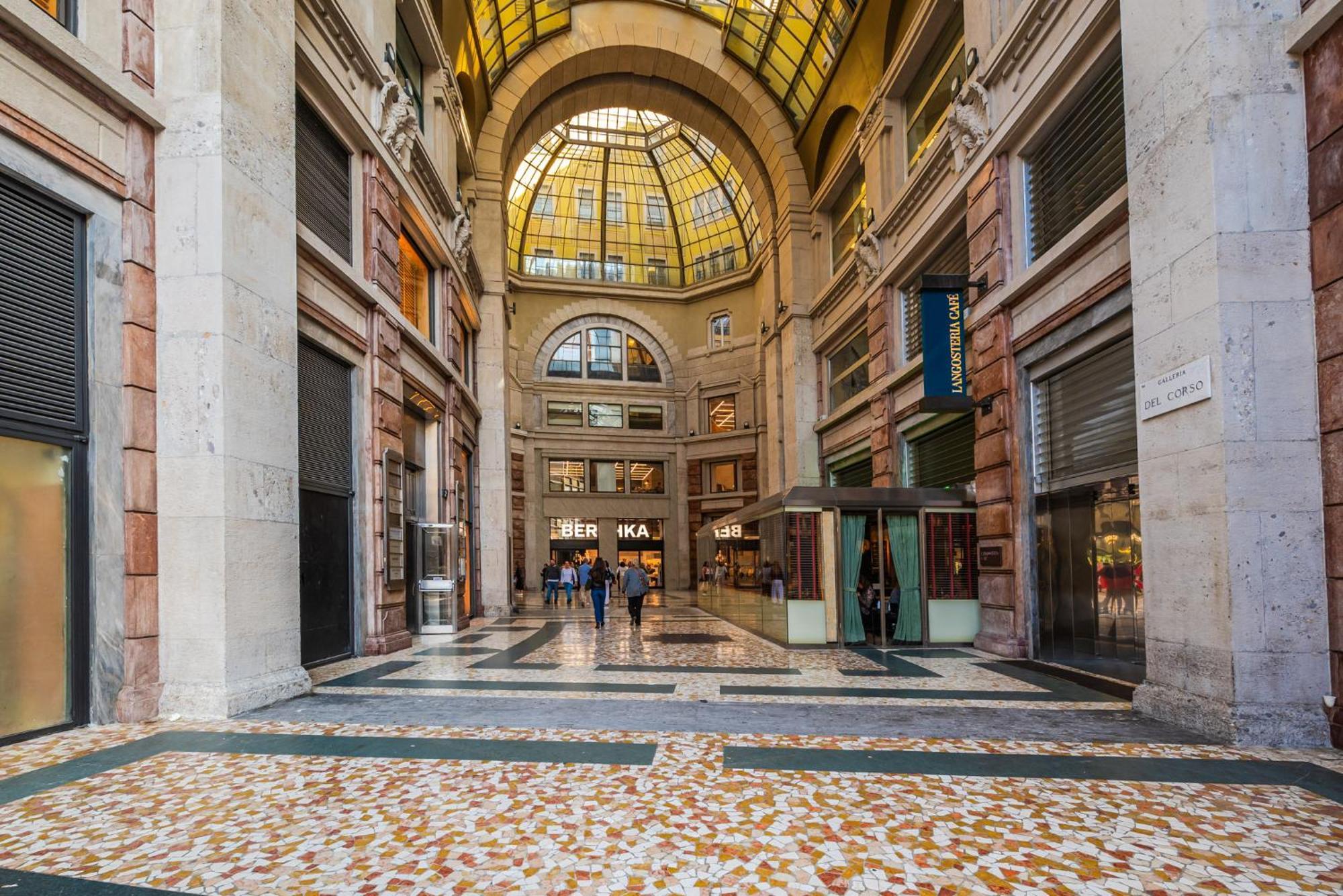 The Boutique Houses - Iconic Suite In Galleria Duomo With Private Parking Milán Exterior foto